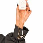 گردنبند پاپیونی طلایی و مرواریدی زنانه کد NK-MH-004 - تصویر 3