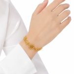 دستبند زنانه استیل طرح طلا مدل گل آفتابگردان کد SH-BRTG-003 - تصویر 2