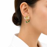 گوشواره میناکاری طرح گل کرم طلایی کد GAB-016 - تصویر 2