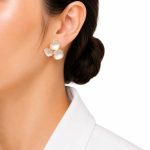 گوشواره زنانه میخی طرح گلبرگ صدفی کد GAB-053 - تصویر 2
