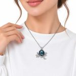گردنبند زنانه نگین‌دار مدل سیاره و ماه نقره‌ای کد NK-ZR-227 - تصویر 2