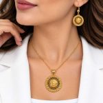 نیم ست ورساچه استیل طلایی کد VERSACE-NS-04 - تصویر 2